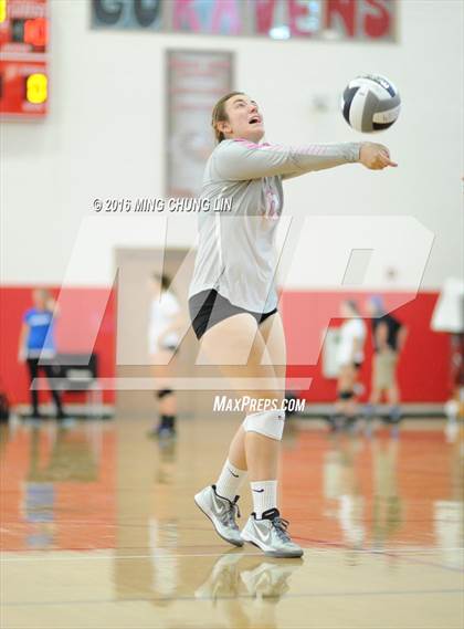 Thumbnail 3 in Fallbrook vs. Village Christian (HUDL SoCal Invite) photogallery.