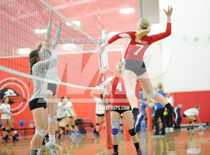 Thumbnail 3 in Fallbrook vs. Village Christian (HUDL SoCal Invite) photogallery.