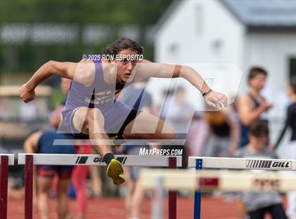 Thumbnail 2 in Suffolk County Championship photogallery.