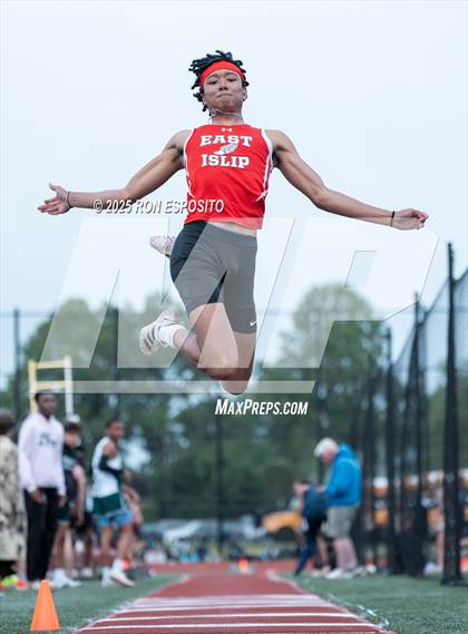 Thumbnail 2 in Suffolk County Championship photogallery.