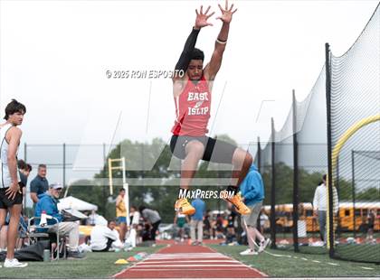 Thumbnail 3 in Suffolk County Championship photogallery.