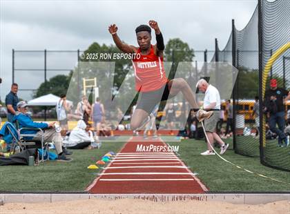 Thumbnail 1 in Suffolk County Championship photogallery.