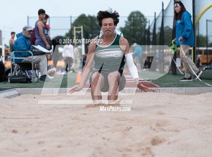 Thumbnail 3 in Suffolk County Championship photogallery.