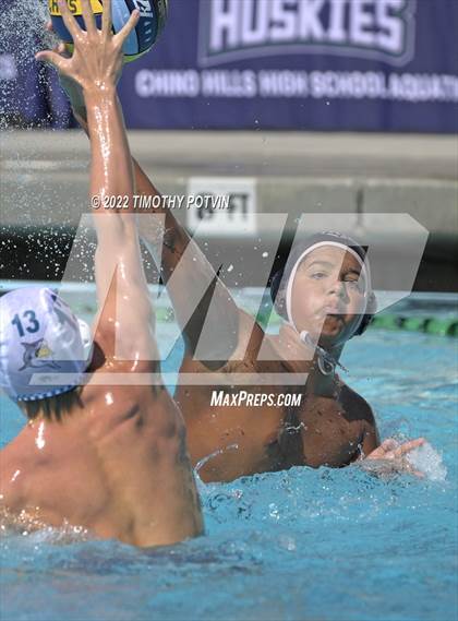 Thumbnail 2 in Servite vs Santiago (Chino Hills Tournament) photogallery.