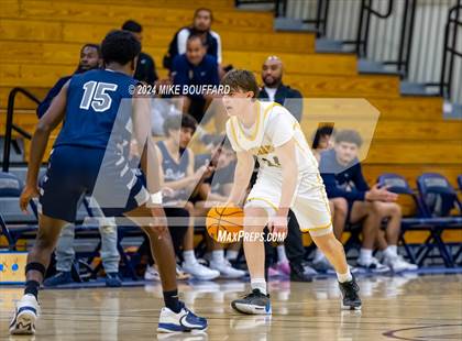 Thumbnail 3 in Ventura vs Bakersfield (Santa Barbara Holiday Classic) photogallery.