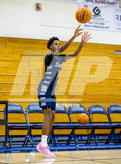 Thumbnail 1 in Ventura vs Bakersfield (Santa Barbara Holiday Classic) photogallery.
