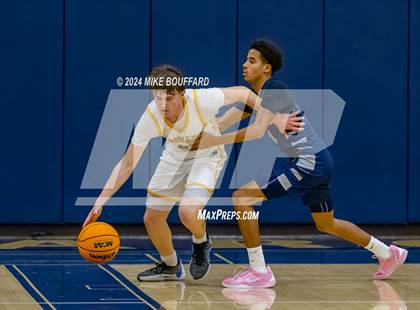 Thumbnail 2 in Ventura vs Bakersfield (Santa Barbara Holiday Classic) photogallery.