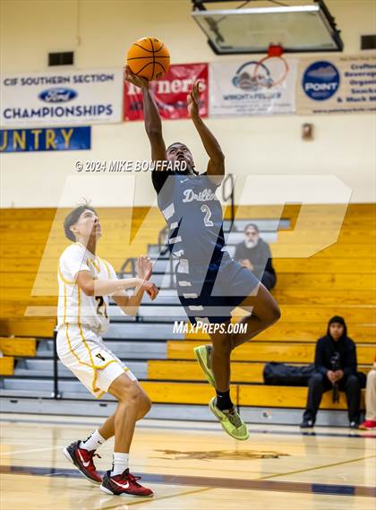 Thumbnail 3 in Ventura vs Bakersfield (Santa Barbara Holiday Classic) photogallery.