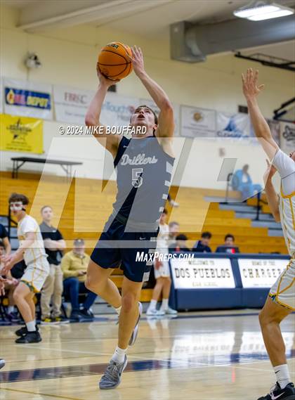 Thumbnail 2 in Ventura vs Bakersfield (Santa Barbara Holiday Classic) photogallery.