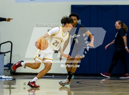 Thumbnail 3 in Ventura vs Bakersfield (Santa Barbara Holiday Classic) photogallery.