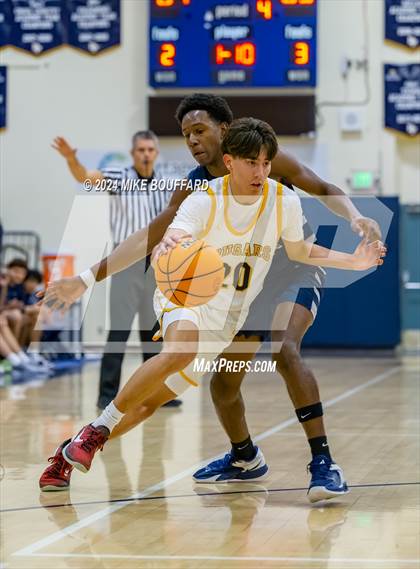 Thumbnail 2 in Ventura vs Bakersfield (Santa Barbara Holiday Classic) photogallery.