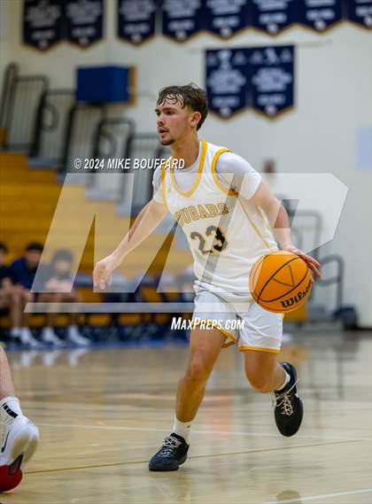 Thumbnail 1 in Ventura vs Bakersfield (Santa Barbara Holiday Classic) photogallery.