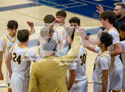 Thumbnail 2 in Ventura vs Bakersfield (Santa Barbara Holiday Classic) photogallery.
