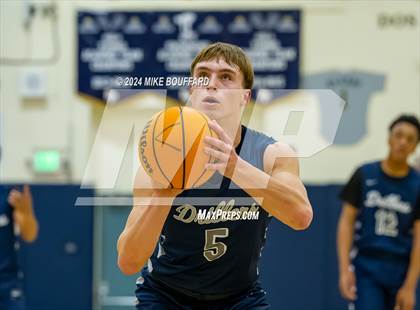 Thumbnail 3 in Ventura vs Bakersfield (Santa Barbara Holiday Classic) photogallery.