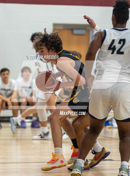 Thumbnail 3 in Cedar Cliff @ Penn Manor photogallery.