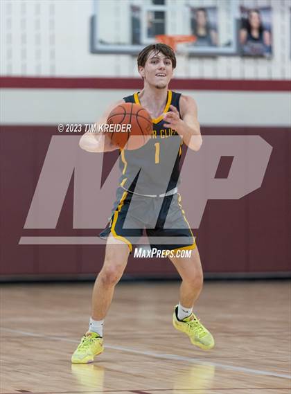 Thumbnail 3 in Cedar Cliff @ Penn Manor photogallery.