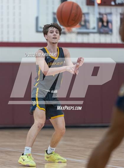 Thumbnail 3 in Cedar Cliff @ Penn Manor photogallery.