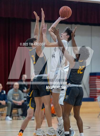 Thumbnail 3 in Cedar Cliff @ Penn Manor photogallery.