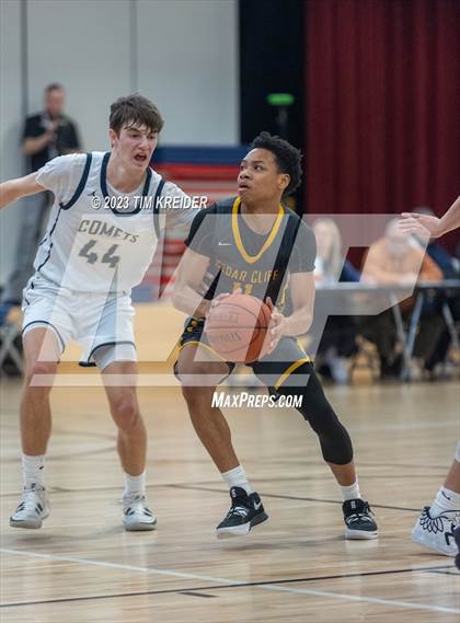 Thumbnail 2 in Cedar Cliff @ Penn Manor photogallery.