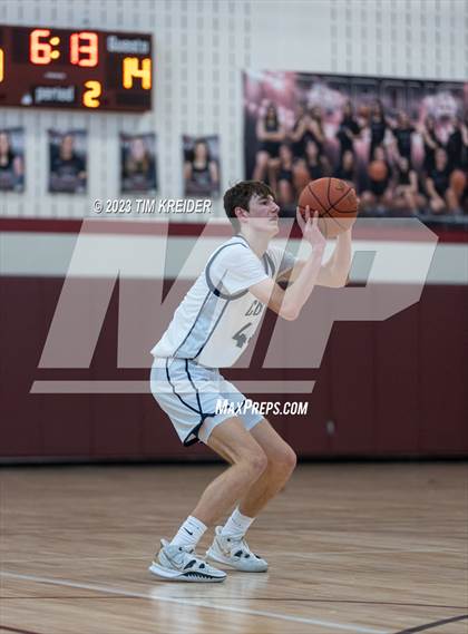 Thumbnail 3 in Cedar Cliff @ Penn Manor photogallery.