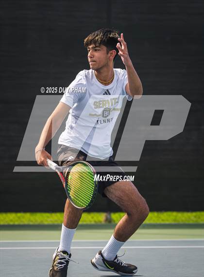 Thumbnail 3 in Servite VS Canyon photogallery.