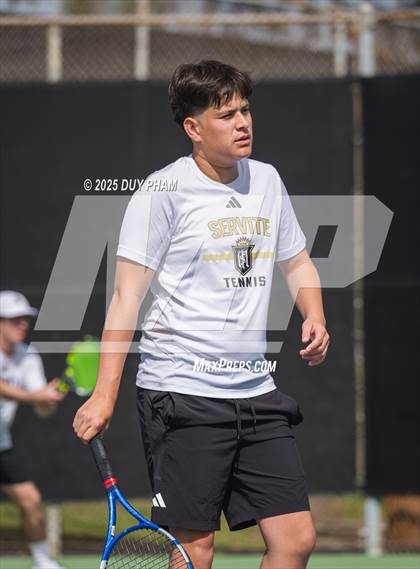 Thumbnail 2 in Servite VS Canyon photogallery.