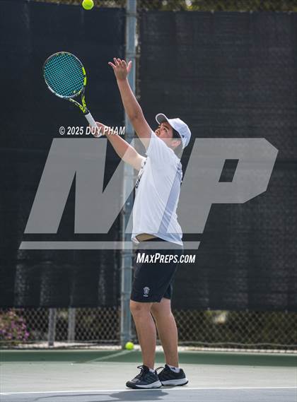 Thumbnail 1 in Servite VS Canyon photogallery.