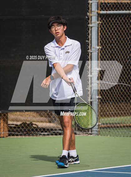 Thumbnail 1 in Servite VS Canyon photogallery.