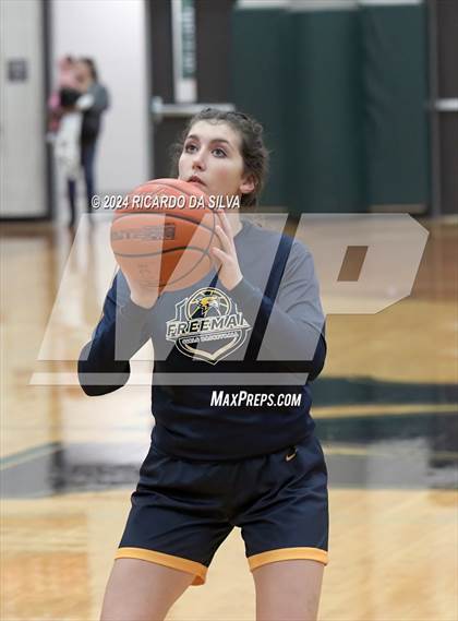 Thumbnail 1 in Mayde Creek vs. Freeman photogallery.