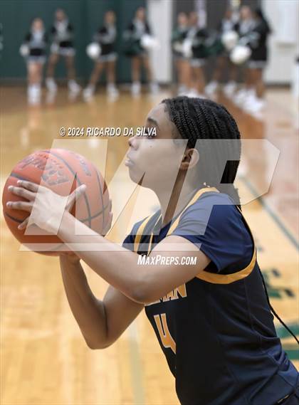 Thumbnail 1 in Mayde Creek vs. Freeman photogallery.