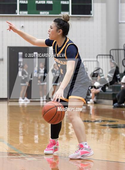 Thumbnail 2 in Mayde Creek vs. Freeman photogallery.