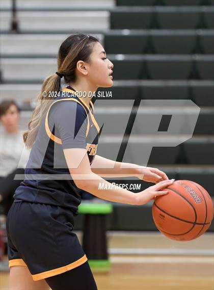 Thumbnail 3 in Mayde Creek vs. Freeman photogallery.