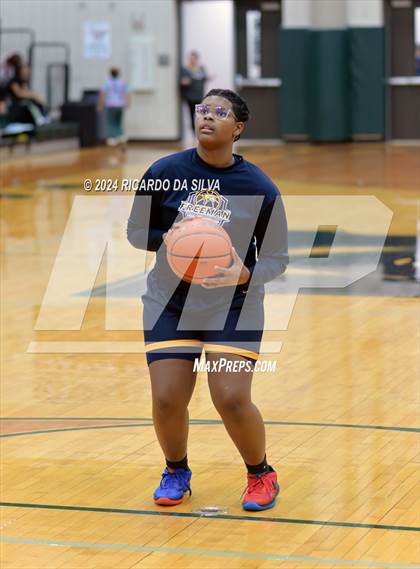 Thumbnail 1 in Mayde Creek vs. Freeman photogallery.