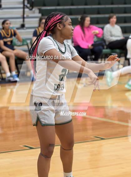 Thumbnail 2 in Mayde Creek vs. Freeman photogallery.