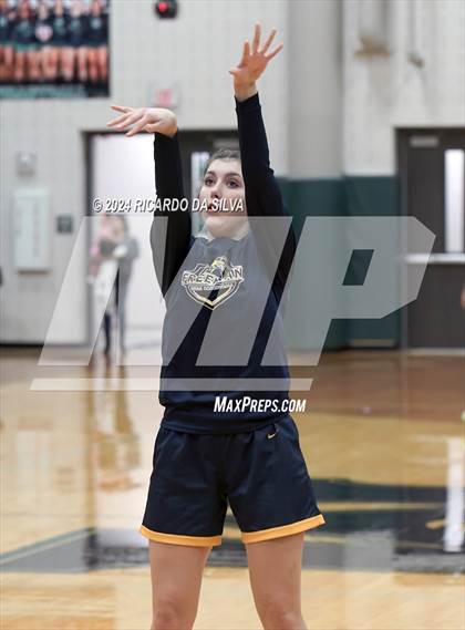 Thumbnail 2 in Mayde Creek vs. Freeman photogallery.