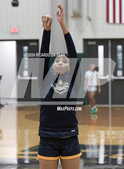 Thumbnail 3 in Mayde Creek vs. Freeman photogallery.