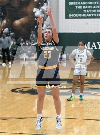 Thumbnail 3 in Mayde Creek vs. Freeman photogallery.