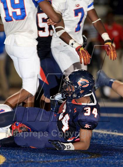 Thumbnail 2 in Serra @ Chaminade photogallery.