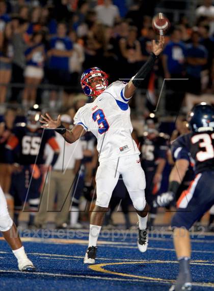 Thumbnail 2 in Serra @ Chaminade photogallery.