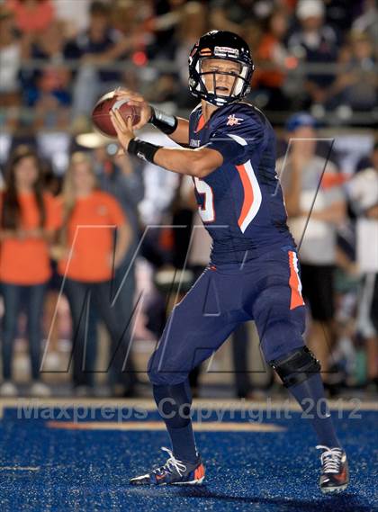 Thumbnail 3 in Serra @ Chaminade photogallery.
