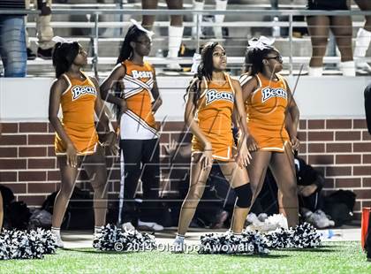 Thumbnail 1 in Ennis vs. South Oak Cliff (UIL 5A Division II Quarterfinal) photogallery.