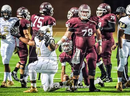 Thumbnail 2 in Ennis vs. South Oak Cliff (UIL 5A Division II Quarterfinal) photogallery.