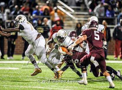 Thumbnail 3 in Ennis vs. South Oak Cliff (UIL 5A Division II Quarterfinal) photogallery.