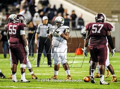 Thumbnail 2 in Ennis vs. South Oak Cliff (UIL 5A Division II Quarterfinal) photogallery.