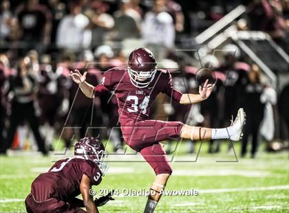Thumbnail 2 in Ennis vs. South Oak Cliff (UIL 5A Division II Quarterfinal) photogallery.