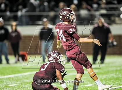 Thumbnail 2 in Ennis vs. South Oak Cliff (UIL 5A Division II Quarterfinal) photogallery.