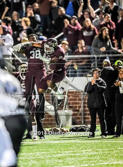 Thumbnail 1 in Ennis vs. South Oak Cliff (UIL 5A Division II Quarterfinal) photogallery.