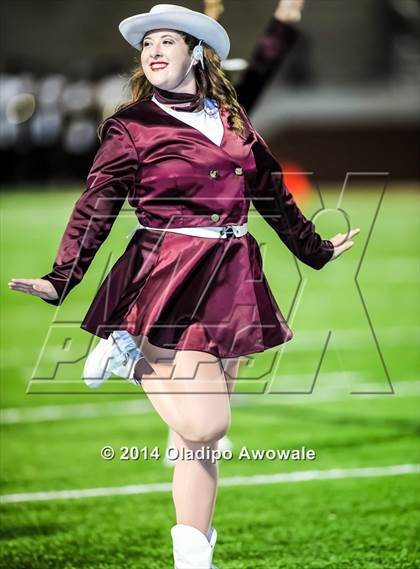 Thumbnail 2 in Ennis vs. South Oak Cliff (UIL 5A Division II Quarterfinal) photogallery.