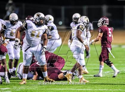 Thumbnail 1 in Ennis vs. South Oak Cliff (UIL 5A Division II Quarterfinal) photogallery.