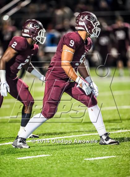 Thumbnail 2 in Ennis vs. South Oak Cliff (UIL 5A Division II Quarterfinal) photogallery.